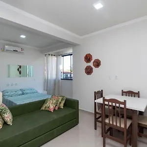 https://hospedagem-econmica-com-wifi-em-bombinhas.santa-catarina-brasil.com