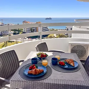 https://green-tower-1106.hotelaalgarve.com